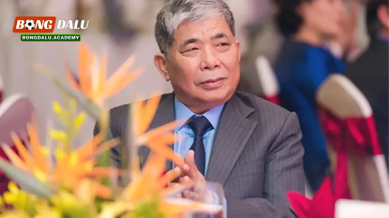 Giới thiệu Tổng biên tập Nguyễn Thanh Thản