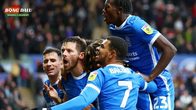 Kinh nghiệm soi kèo hạng nhất Anh của chuyên gia bóng đá